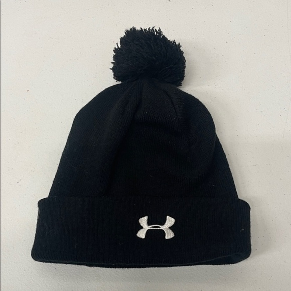 Under Armour Black Pom-Pom Beanie